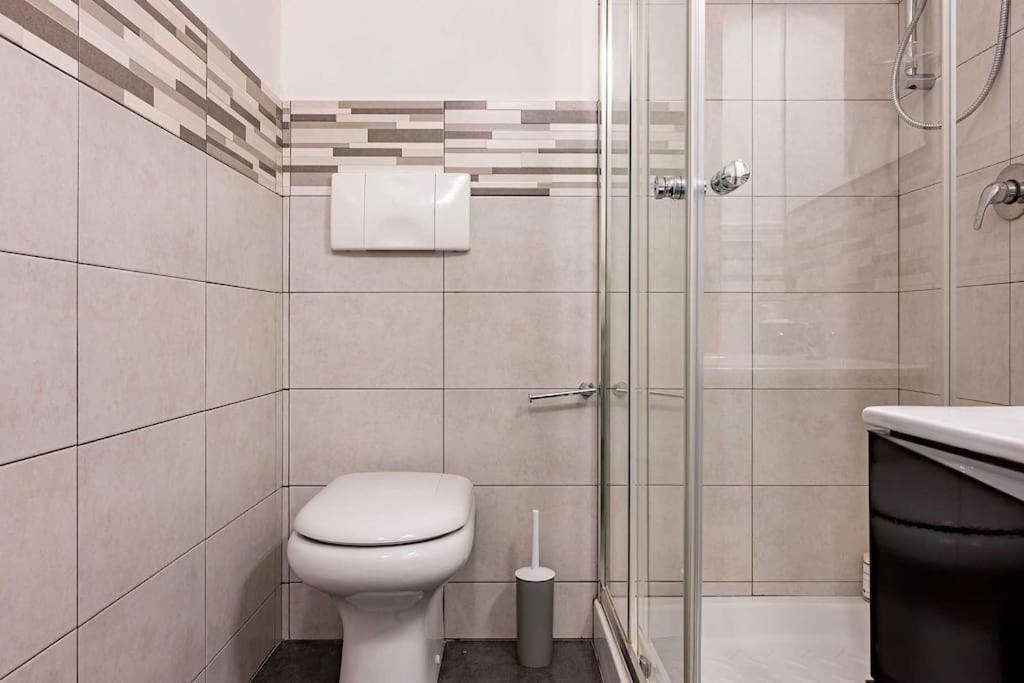 Guest Planet - Modern Flat Centrale M2 Milan Extérieur photo